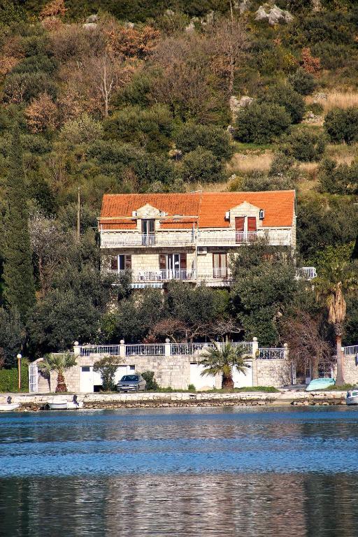 Vila Luka Slano Luaran gambar